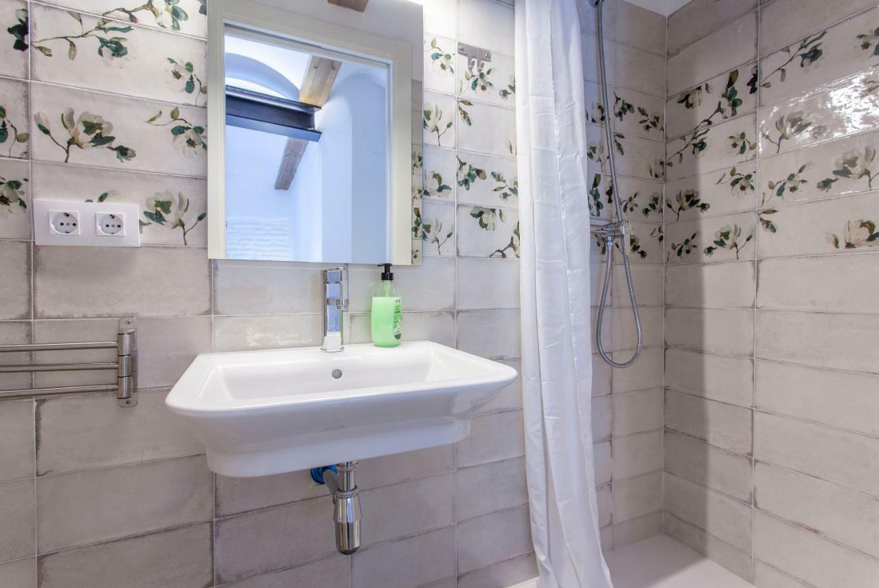 Apartup Central Market II Valencia Buitenkant foto